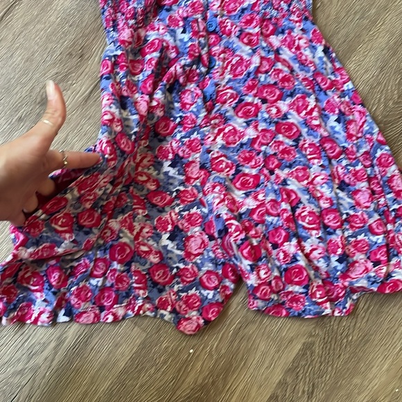 Sweetheart Neck Romper w Pockets and adjustable straps and back rouching - Picture 3 of 6